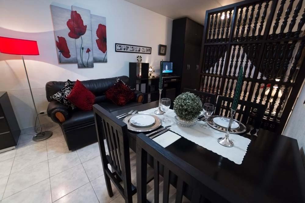 Apartamento En Centro De Buenos Aires Cerca Del Obelisco, Buenos Aires